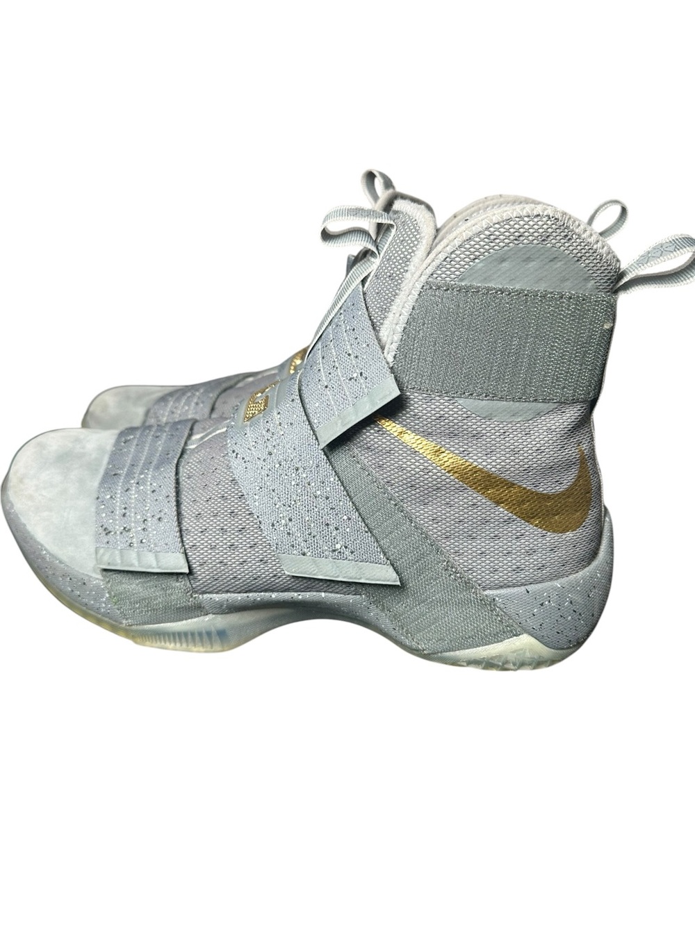Nike Lebron Soldier 10 (Soldier X) style code: 844378-010 Men’s size 10.5